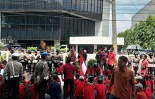 Pekerja Kontrak Geruduk Kantor PTPN I Regional VII, Tuntut Kepastian Status dan Hak