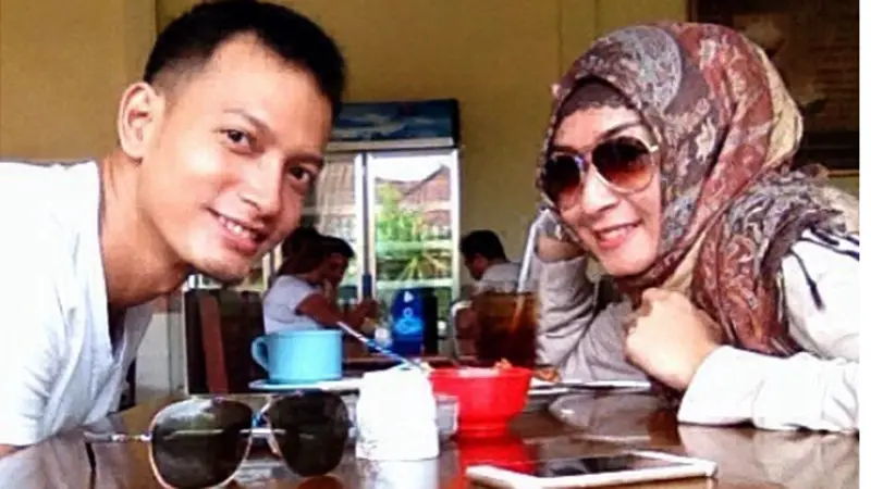 Fedi Nuril dan Vanny Widyasasti Honeymoon