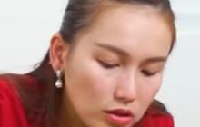 Ayu Ting Ting Makan di Warung Ayah Ojak: Ini Jengkol Gua Gigit Ya Allah Udah Kayak Kasur Baru