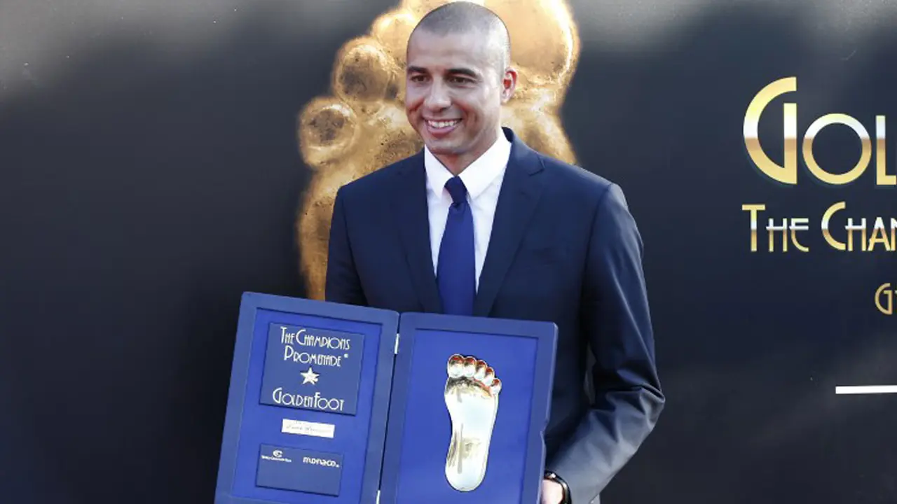 Ini 5 Pesepakbola Peraih Golden Foot Award 2015