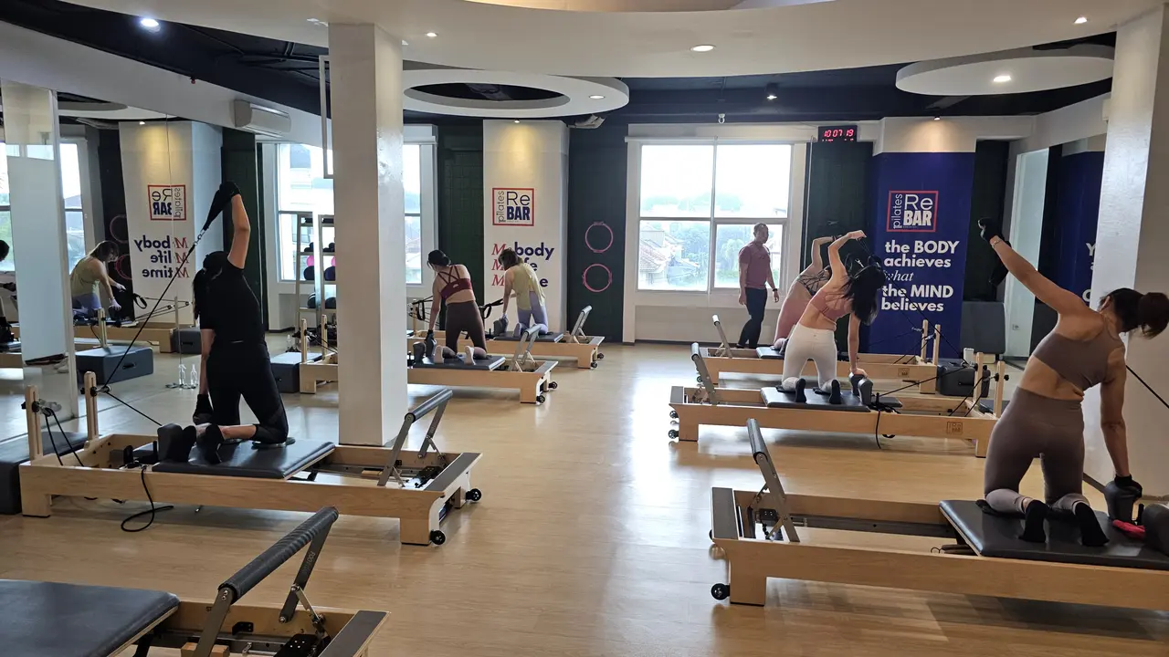 Kegiatan pilates tetap berjalan di bulan puasa