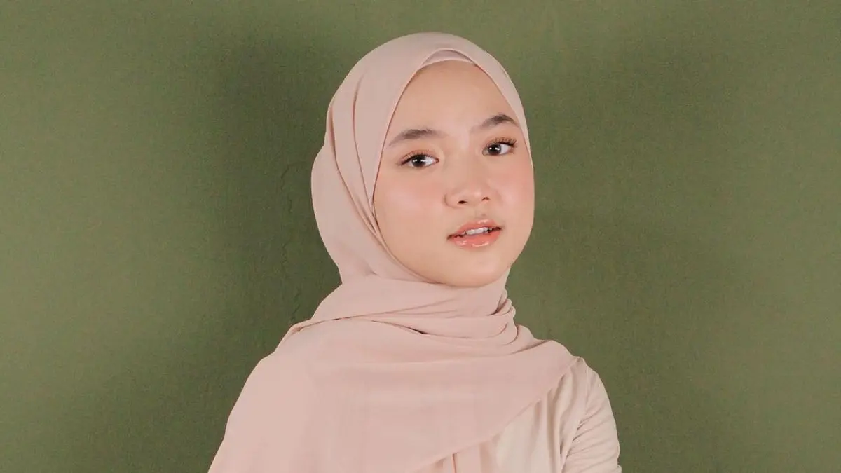 Viral Warganet Ralat Doa Ingin Punya Istri Kayak Nissa Sabyan Setelah  Vokalis Sabyan Gambus Dicap Pelakor - ShowBiz Liputan6.com