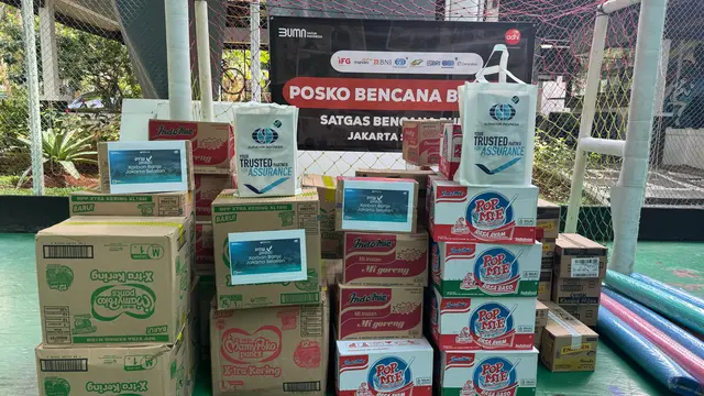 Surveyor Indonesia menunjukkan komitmennya dalam membantu masyarakat yang terdampak bencana dengan menyalurkan bantuan bagi korban banjir di wilayah Jabodetabek.