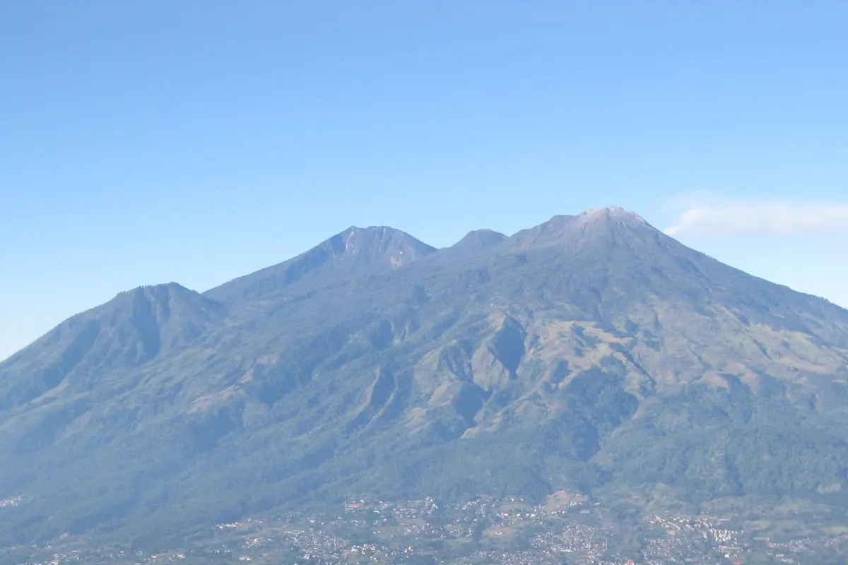 Gunung Arjuno Welirang (foto: tahurarsoerjo.dishut.jatimprov.go.id)