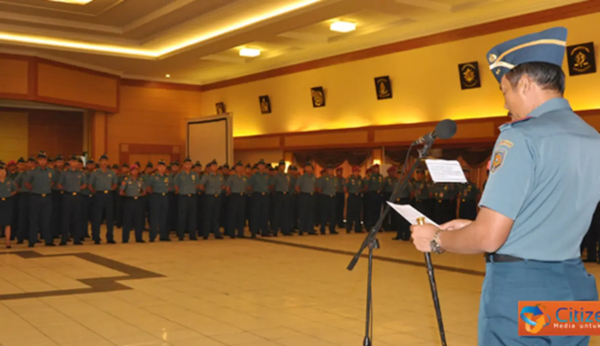 Citizen6, Surabaya: Sebanyak 351 Perwira Pertama TNI AL yang lolos saringan masuk, berhak mengikuti Dikspespa di Gedung Moeljadi, Kesatrian Bumimoro, Kobangdikal, Surabaya. (Pengirim: Penkobangdikal).