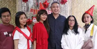 Gilang Dirga memilih untuk tetap bekerja di ulang tahunnya yang ke-28.