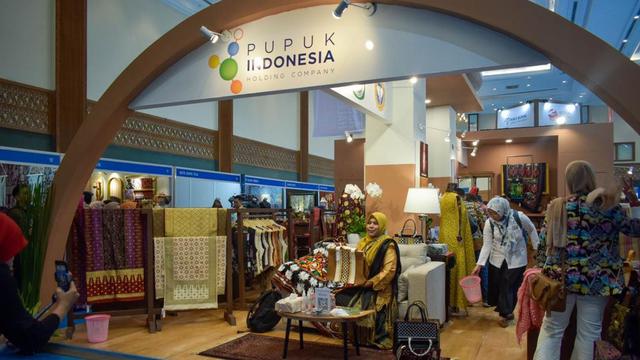 PT Pupuk Indonesia (Persero) bersama holding PT Perkebunan Nusantara III melibatkan Usaha Mikro Kecil Menengah (UMKM) untuk berpartisipasi dalam kegiatan Pasar Digital (PaDi) UMKM Expo 2023