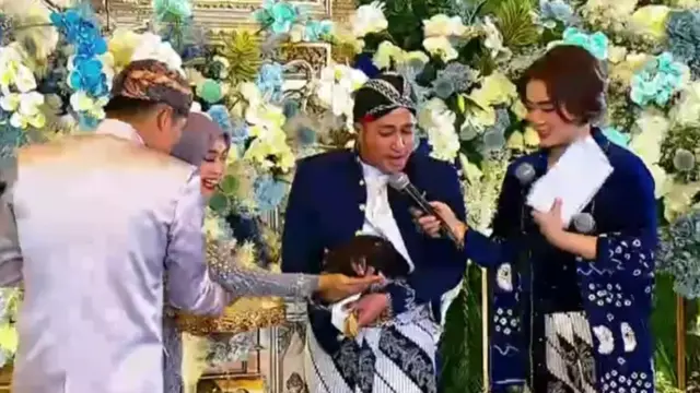 Ria Ricis gelar tedak sinten baby Moana (rctiplus.com)