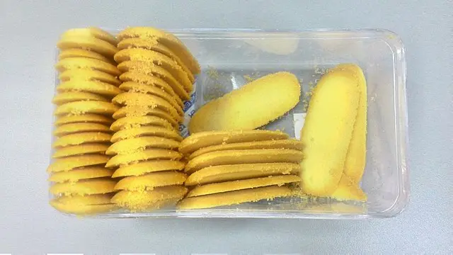Kue Kering Lidah Kucing (Wikimedia)