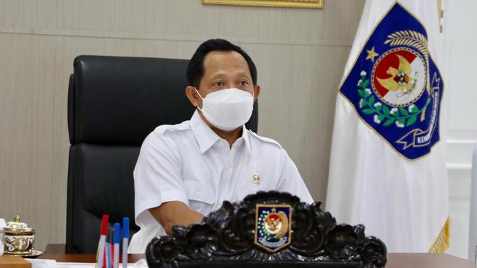 Instruksi Mendagri soal PPKM Darurat Terbit Hari Ini, Atur Sanksi untuk Kepala Daerah - Vimarsana News