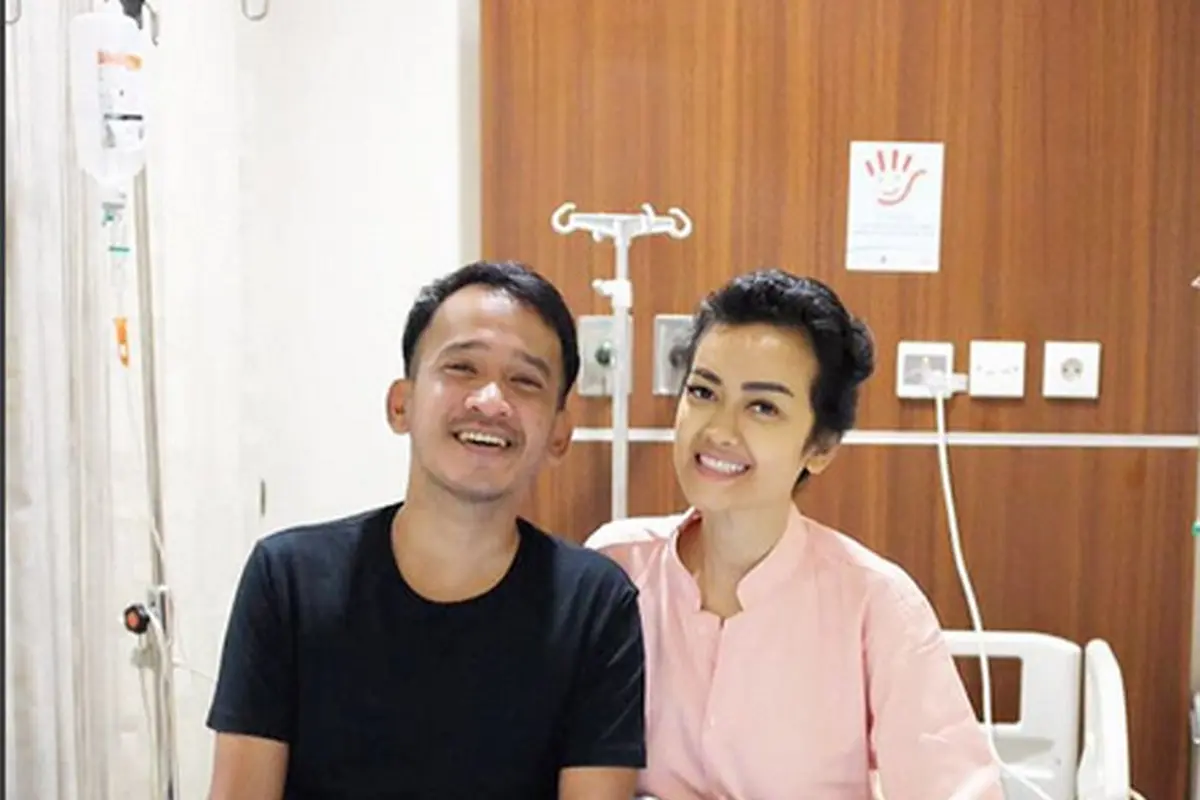 [BIntang] Julia Perez - Ruben Onsu