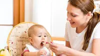 Alergi makanan telah dua kali lipat terjadi dalam beberapa tahun terakhir. Namun bukti menunjukkan bahwa memberi makan anak-anak kacang dan telur sejak dini, dapat mengurangi risiko tersebut. (foto: parents)