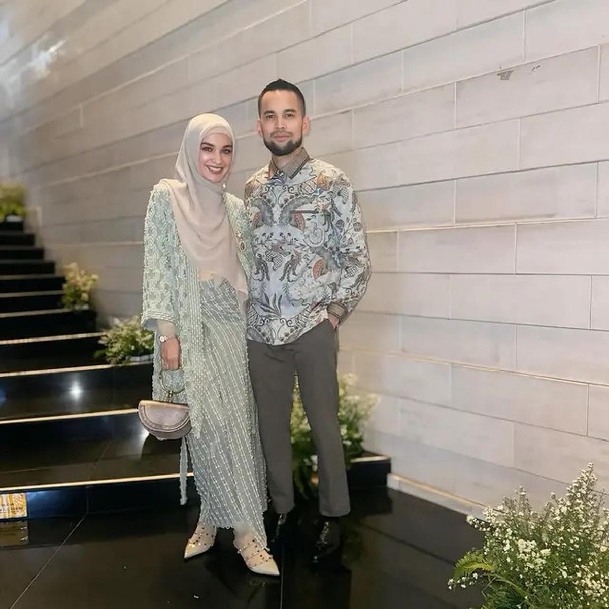 7 Model Hijab Segi Empat untuk Kondangan di 2025, Tampil Rapi dan Stylish