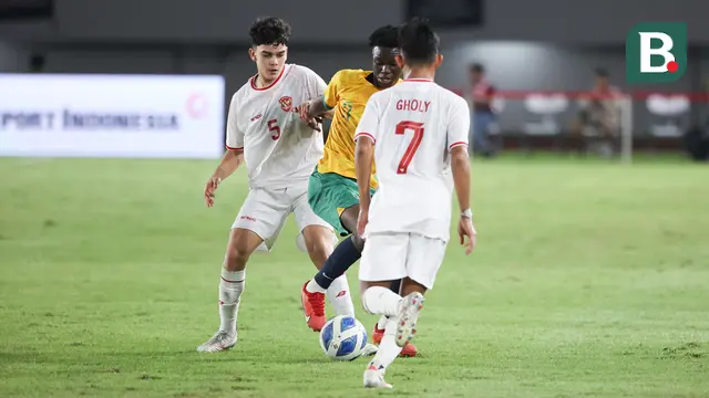 Foto: Perjuangan Matthew Baker Bersama Timnas Indonesia saat Melawan Negara Kelahirannya, Australia