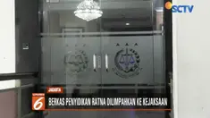 Tidak hanya berkas penyidikan, penyidik juga menyerahkan sejumlah barang bukti.