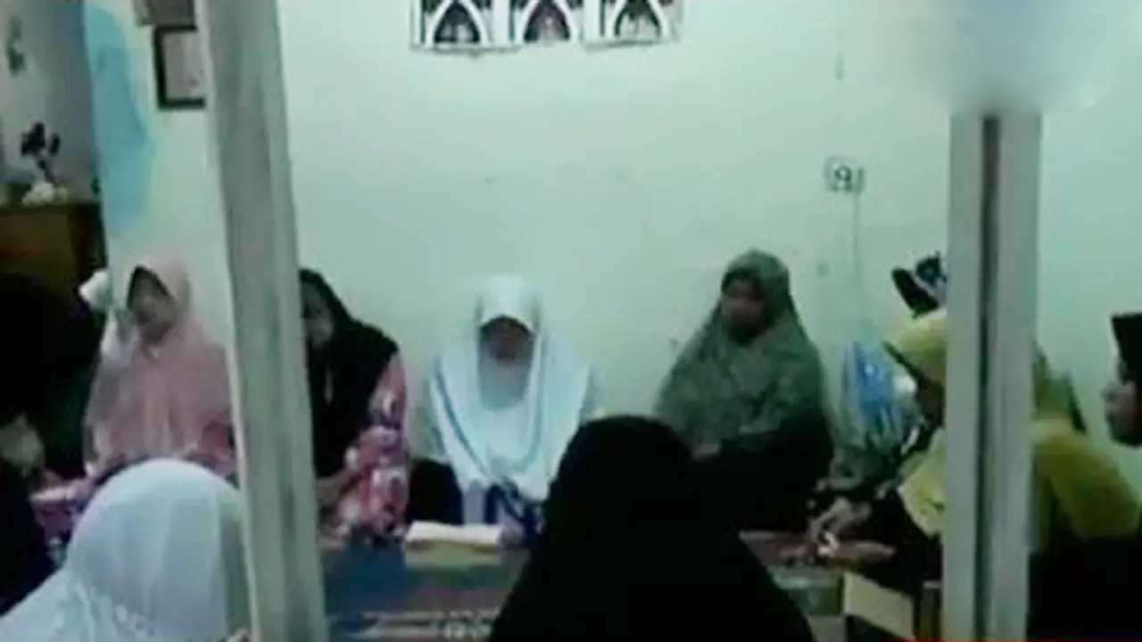 Keluarga Korban Kecelakaan Maut Ciloto Gelar Tahlilan