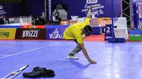 Aksi Breakdance Satu Kaki Arif Setyo Semarakkan Babak Final Para Badminton International 2022