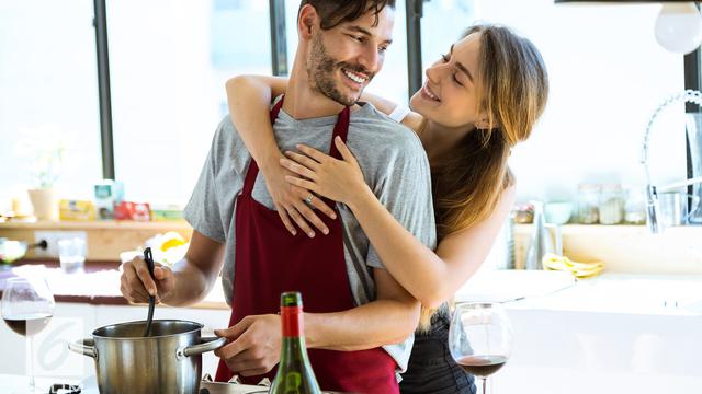 Pasangan dan hubungan cinta (iStock)