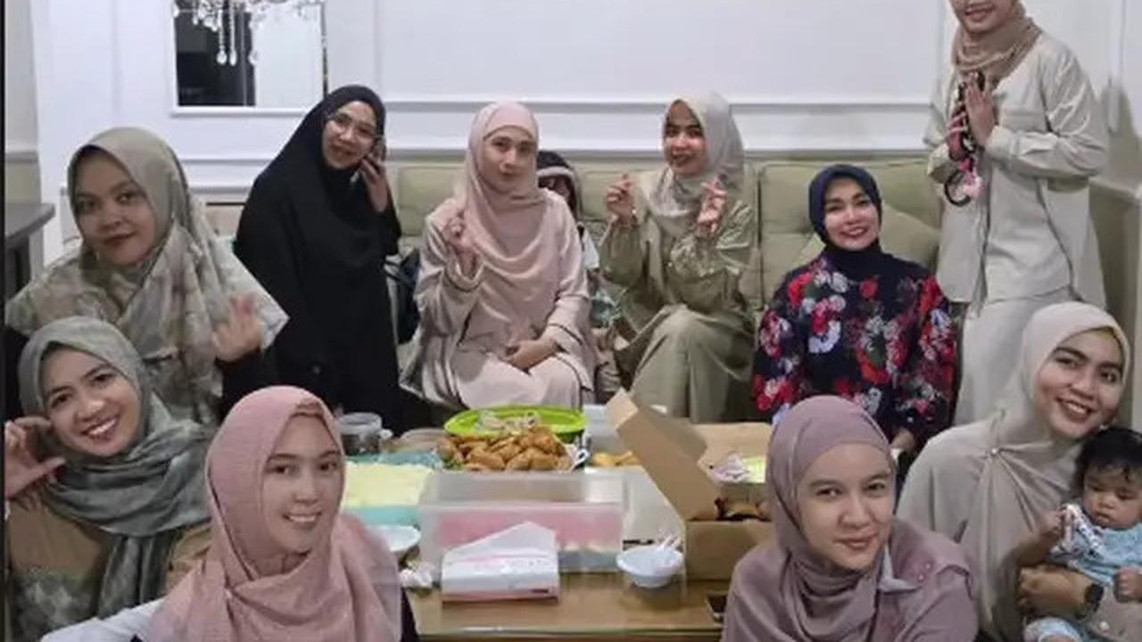 Potret 6 Artis Mualaf Buka Puasa di Momen Ramadan 2025, Agenda Paling Dinantikan