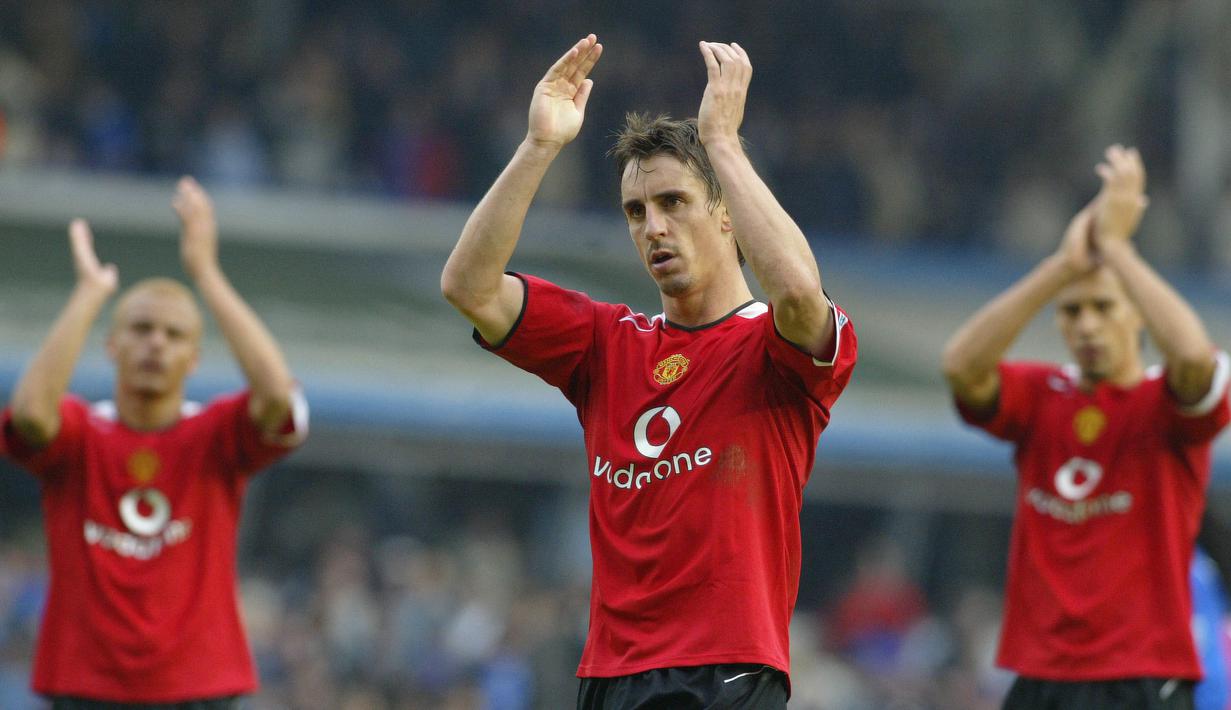 Gary Neville merupakan bagian dari Class of 92. Pensiun pada 2011, pemain yang berposisi sebagai bek kanan tersebut telah mencatatkan penampilan sebanyak 602 kali. Neville juga sukses merengkuh 30 gelar selama karier profesionalnya sebagai sepak bola di Manchester United. (AFP/Carl De Souza)