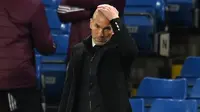 Zidane geram dengan penalti yang diberikan wasit kepada Sevilla saat imbang lawan Real Madrid (AFP)