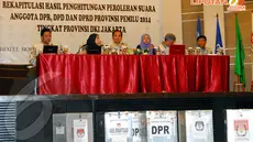 KPUD Provinsi DKI Jakarta menggelar rapat pleno penghitungan suara tingkat provinsi di Hotel Borobudur, Jakarta, Rabu (23/4/14). (Liputan6.com/Miftahul Hayat)