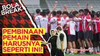 Bola Break kali ini kedatangan Muhammad Hanafing, seorang mantan pelatih Timnas Indonesia yang saat ini menjadi Dirtek Safin Football Academy. Banyak obrolan menarik terutama terkait akar rumput sepak bola Indonesia.