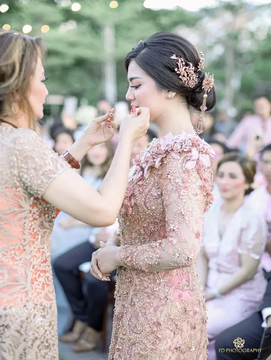 (Instagram/felicyangelista_)