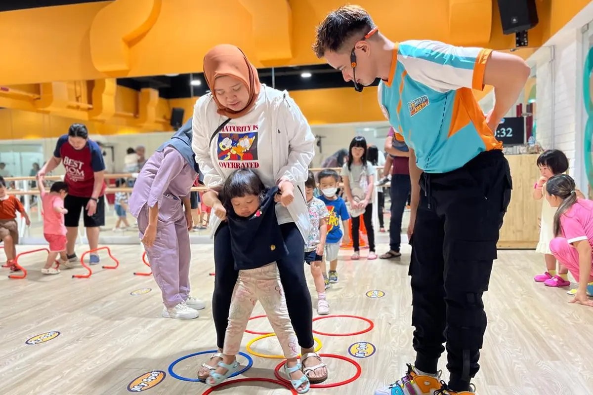 ROCKSTAR ACADEMY Cocok untuk perkembangan anak