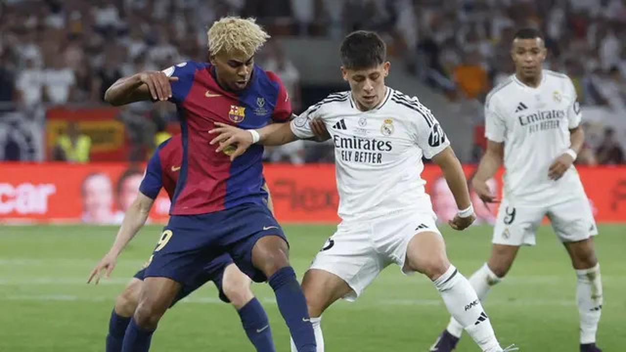 Kena Kartu Merah di Akhir Final Copa del Rey, Antonio Rudiger Ternyata Lempar Es ke Arah Wasit