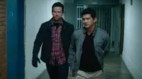 Kemunculan Iko Uwais satu layar dengan CL, mantan personel 2NE1, membuat publik di beberapa negara heboh (YouTube/Mile22)