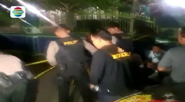 Polisi memastikan ledakan di depan kantor KUA Cilacap bukan teror terhadap institusi kepolisian. 