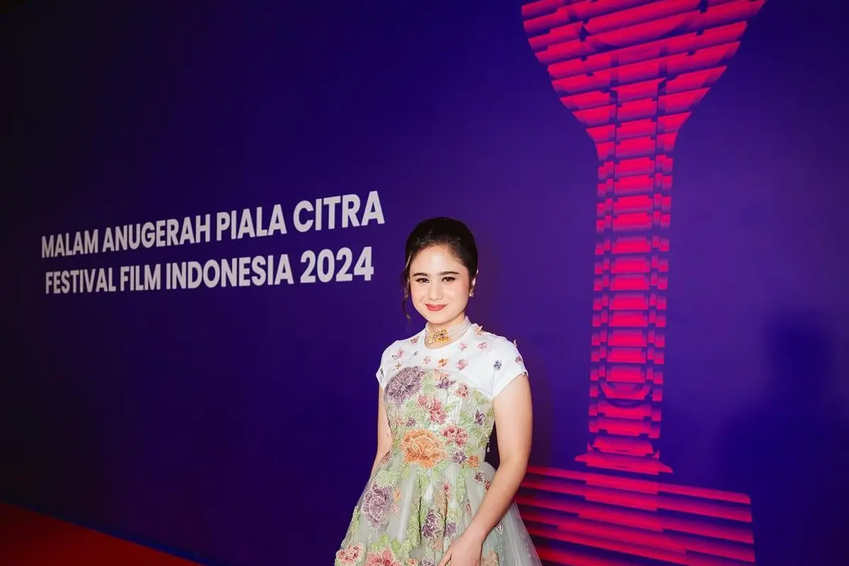 6 Potret Tampilan Manis Tissa Biani ala Peri Nirmala dengan Tutu Dress Sentuhan Wastra di FFI 2024