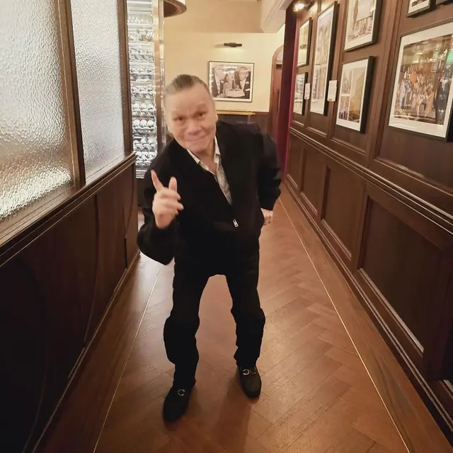 Potret perayaan ulang tahun ayah Baim Wong (Sumber: Instagram/@baimwong)