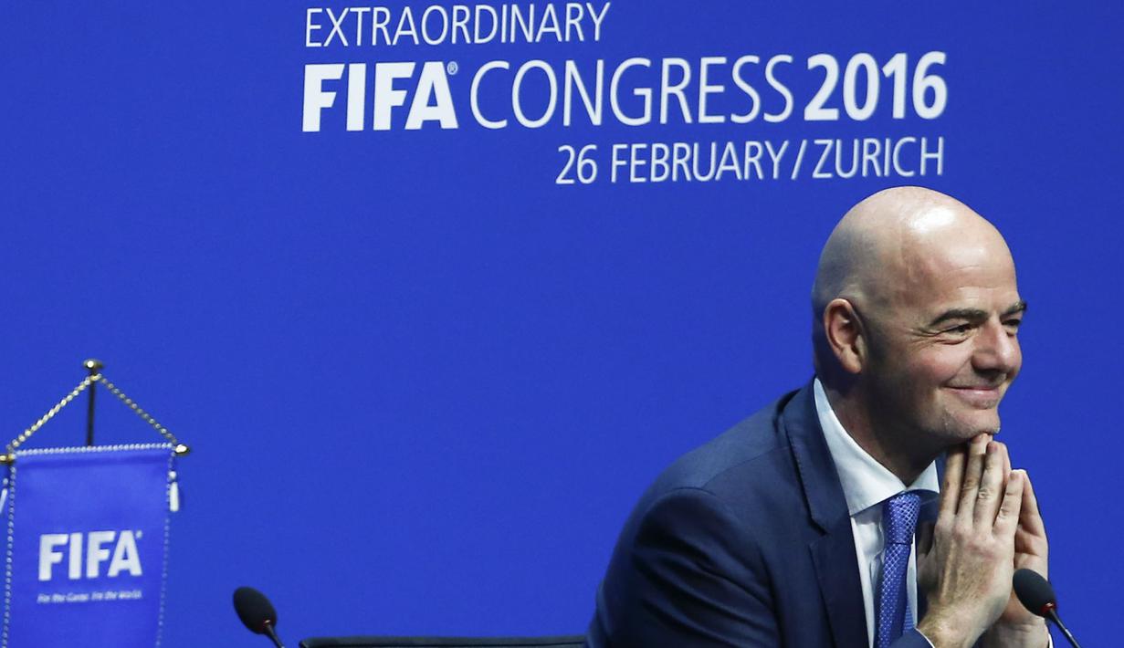  FIFA President Gianni Infantino berjanji akan berusaha merestorasi citra dan respek FIFA.       (REUTERS/Arnd Wiegmann)