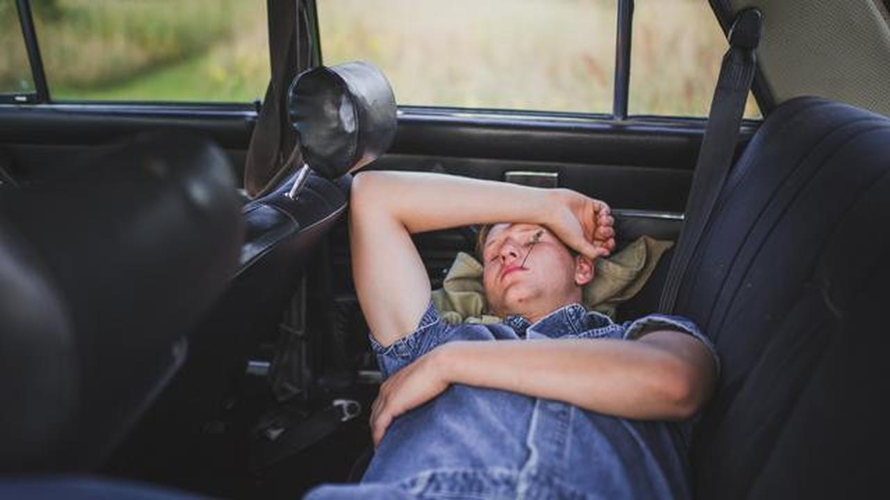 Tidur di Mobil Ternyata Berbahaya, Ini Hal Penting yang Sering Diabaikan