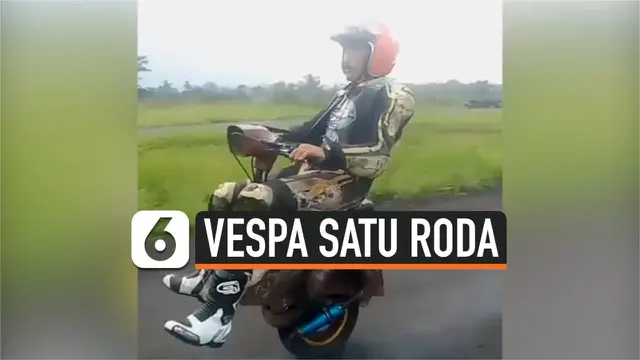 VIDEO: Aksi Naik Vespa Satu Roda Bikin Geleng-Geleng Kepala