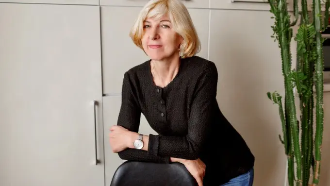 Ilustrasi Model Rambut (photo by svetlanasokolova on freepik)