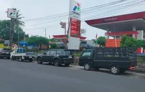 Antrean Truk Mengular di SPBU Lampung, Pertamina Buka Suara