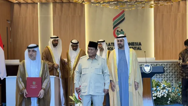 Presiden Prabowo Subianto bersama Presiden Uni Emirat Arab (UEA), Sheikh Mohamed bin Zayed Al Nahyan (MBZ)