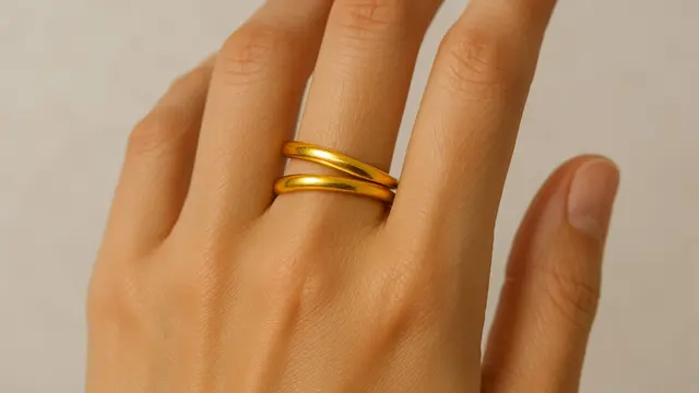 Model Cincin Lilit Emas 24 Karat yang Unik dan Stylish/Ilustrasi AI