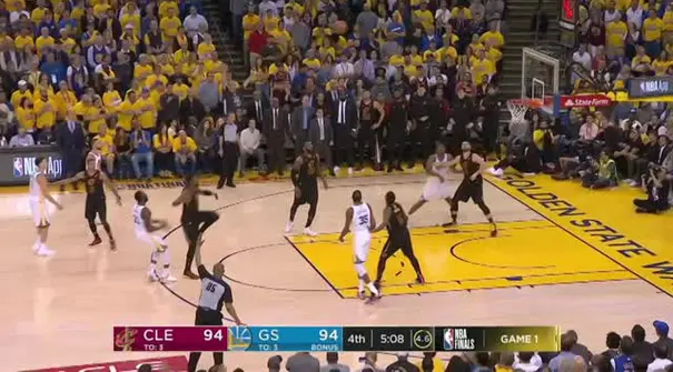 Berita video game recap NBA 2017-2018 antara Golden State Warriors  melawan Cleveland Cavaliers dengan skor 124-114.