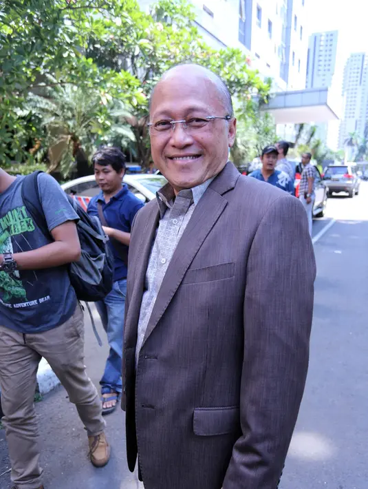 Untuk menindaklanjuti kasus pelaporan pencemaran nama baik yang dilakukan sejak Oktober 2016, pihak Ditreskrimum Polda Metro Jaya memanggil kedua belah pihak. Pihak Kiswinar dan ayah kandungnya, Mario Teguh. (Adrian Putra/Bintang.com)