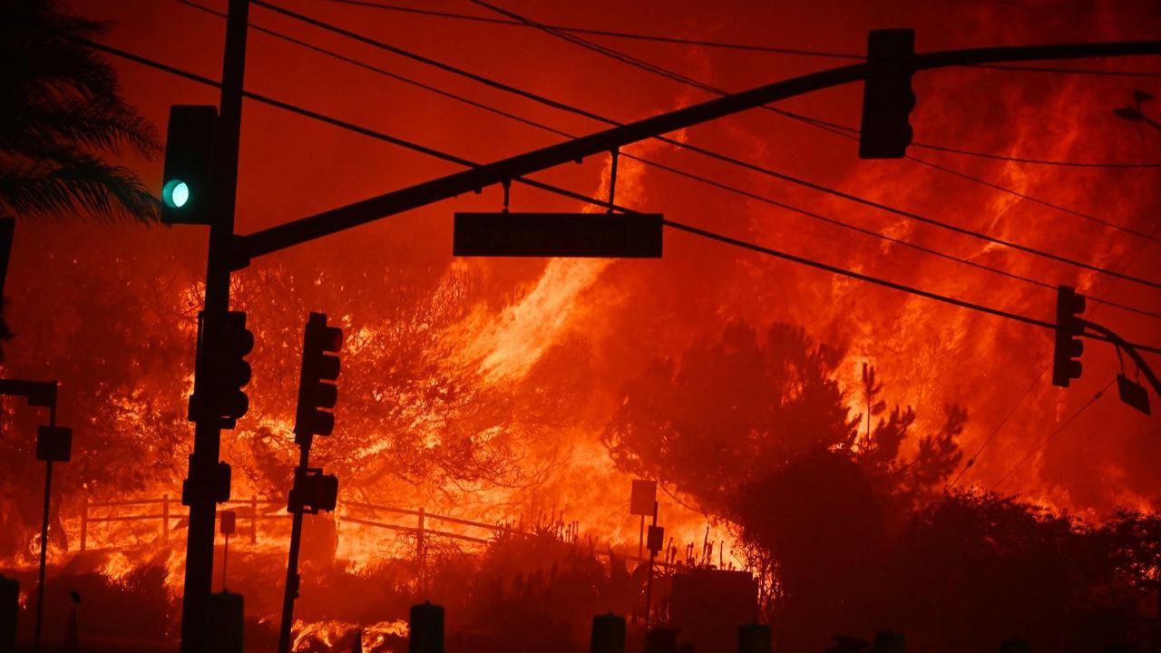 Angin Kencang Bakal Bikin Kebakaran Los Angeles Makin Dahsyat, Sisa-Sisa Jasad Manusia Setiap Hari Ditemukan
