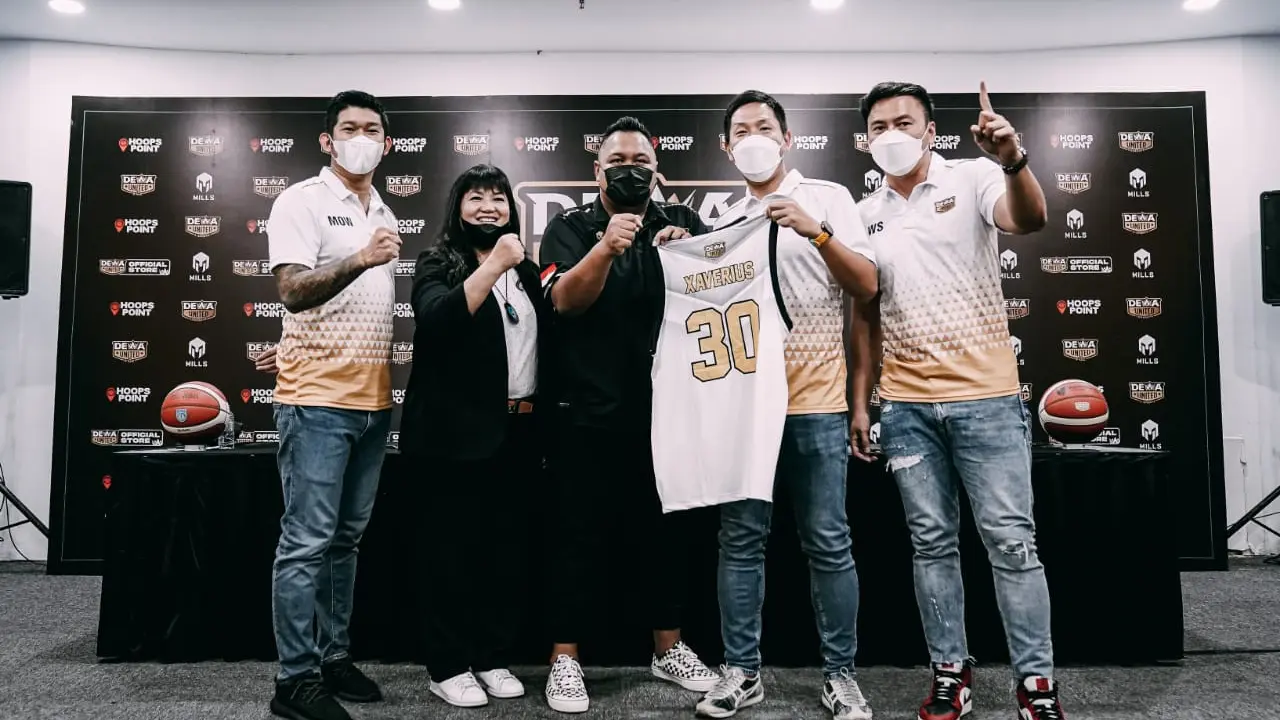 Dewa United memperkenalkan pemain anyar Xaverius Prawiro