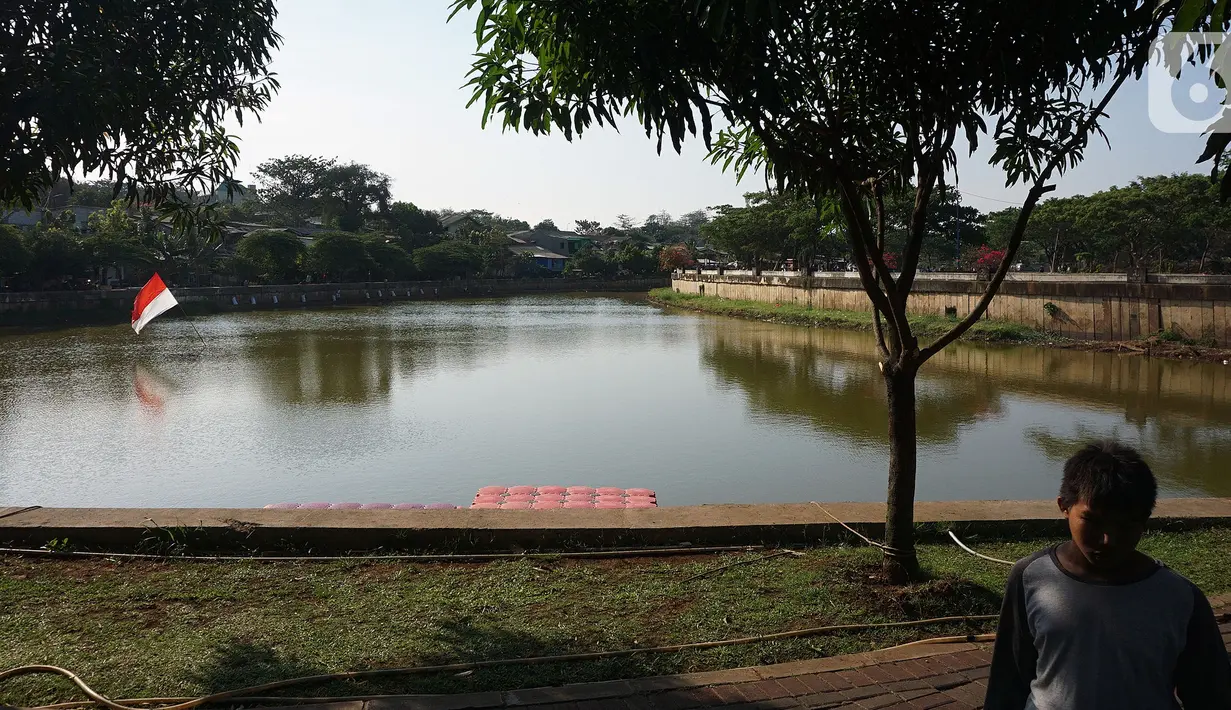 Suasana Waduk Cavalio di Pesanggrahan, Jakarta, Jumat (4/10/2019). Dinas Sumber Daya Air DKI Jakarta mengalokasikan anggaran sebesar Rp 288,49 miliar pada 2020 untuk program naturalisasi sungai dan waduk guna mengatasi masalah banjir di Ibu Kota. (Liputan6.com/Johan Tallo)