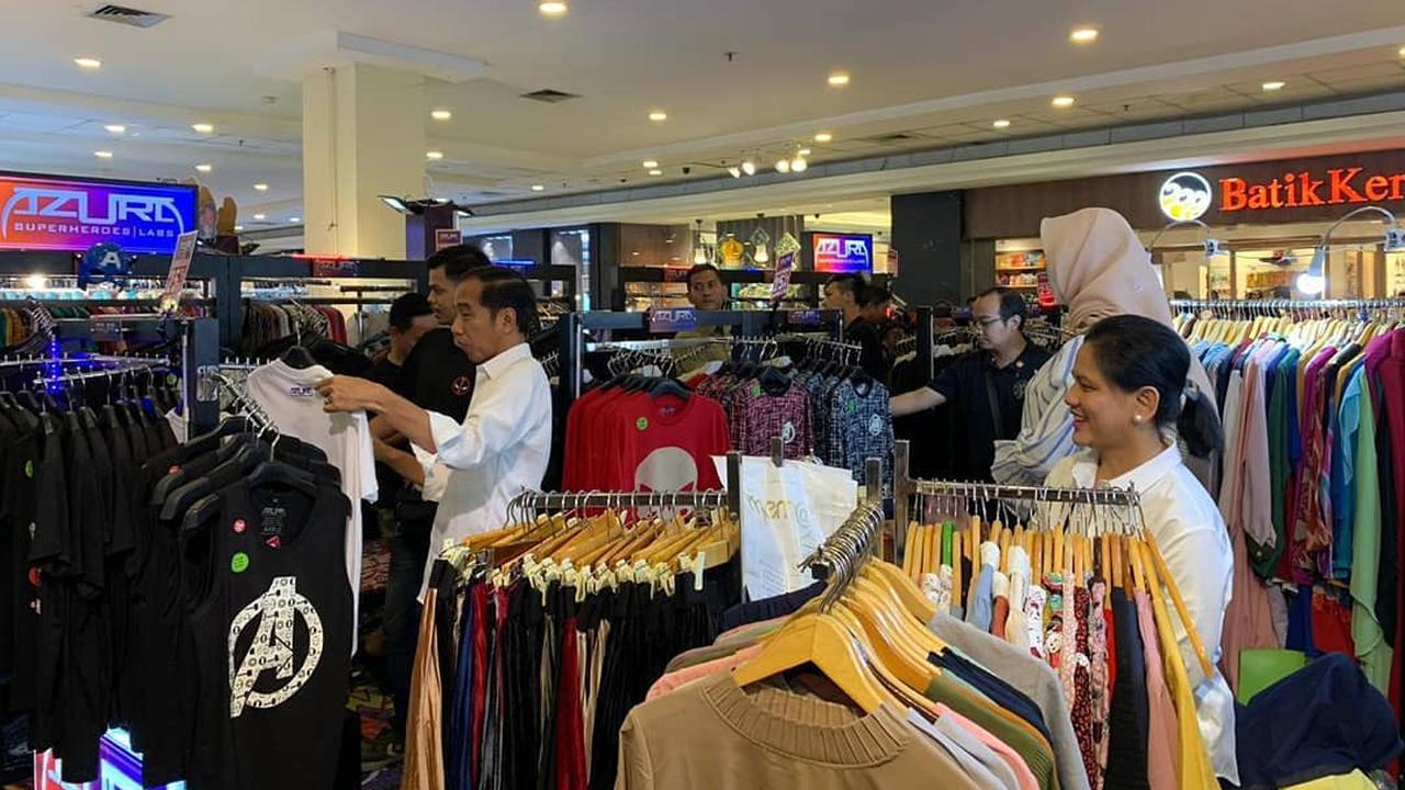 Presiden Jokowi dan Ibu Negara Iriana ngemal jelang Ramadan