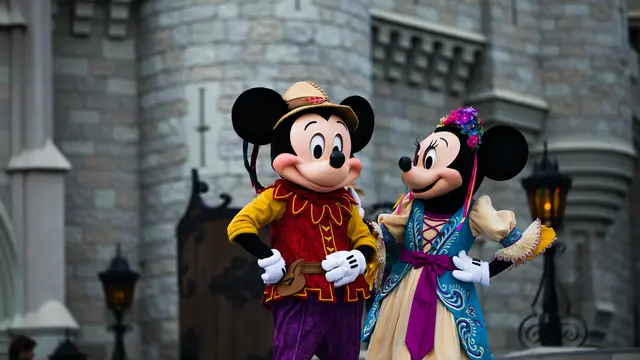 Pernikahan Mickey Mouse