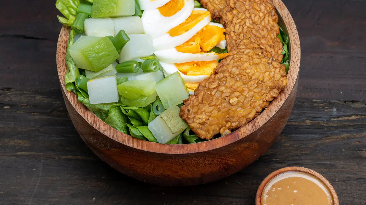 Diary Fimela: Pencapaian Salad Point untuk Menghadirkan Pilihan Makanan Sehat hingga Punya Sertifikasi Halal