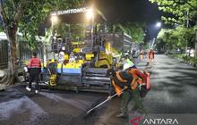 Pemkot Surabaya Lakukan Overlay Jalan, Strategi Efektif Atasi Genangan Musiman